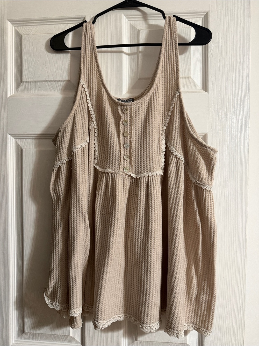 Beige Waffle Cold-Shoulder Tank Top with Lace Trim